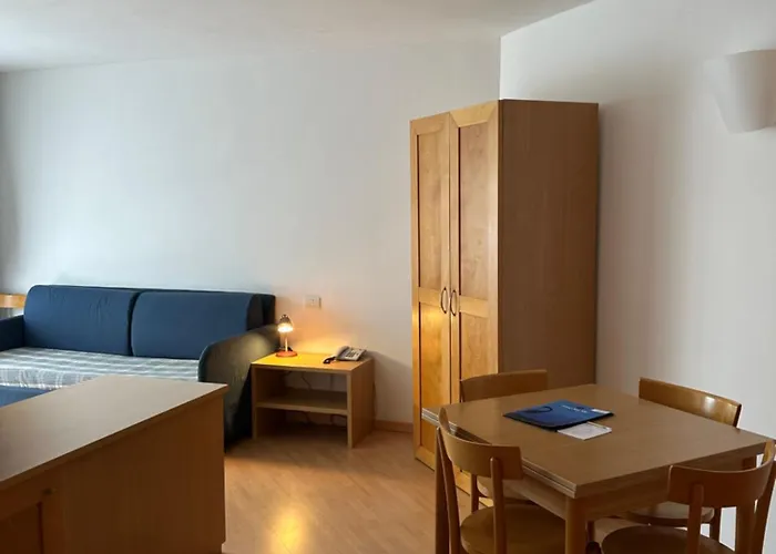 Ξενοδοχείο με διαμερίσματα Nauthotel Γκράντο