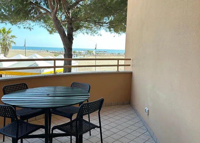 Nauthotel Ξενοδοχείο με διαμερίσματα 4*