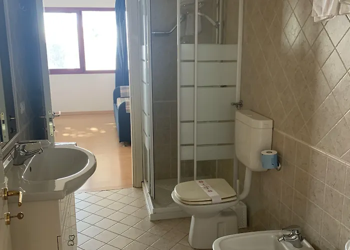 Ξενοδοχείο με διαμερίσματα Nauthotel 4*