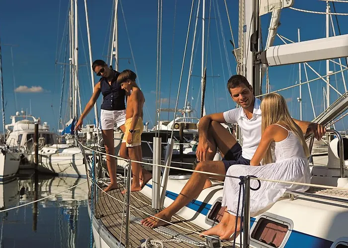 Ξενοδοχείο με διαμερίσματα Nauthotel 4*