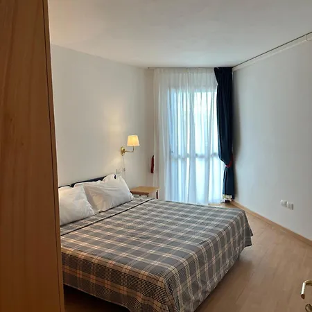 Aparthotel Nauthotel 4*