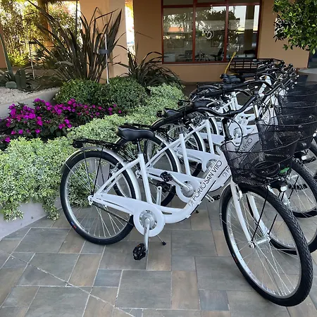 Lägenhetshotell Nauthotel 4*