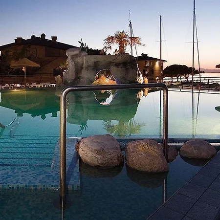 Apartmanhotel Nauthotel 4*